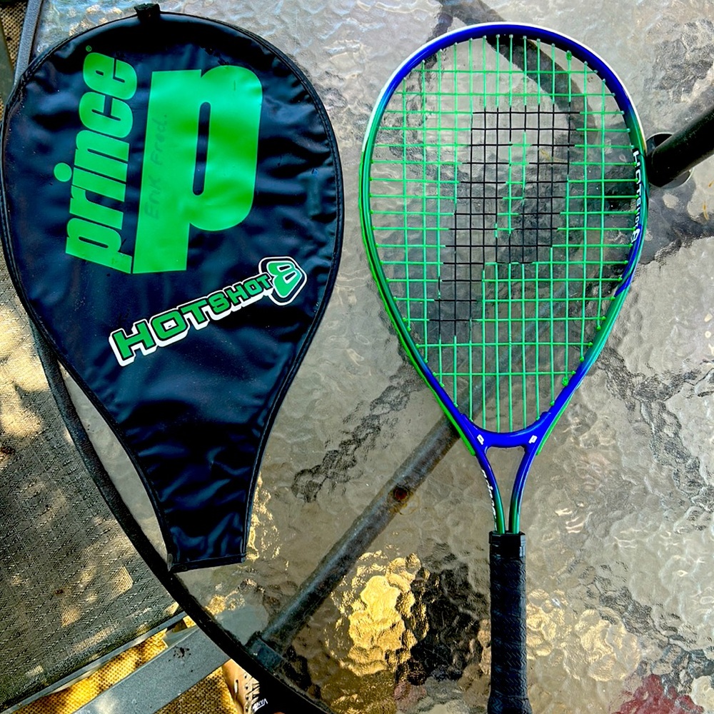 Prince Hot Shot 8 Racquet with Case